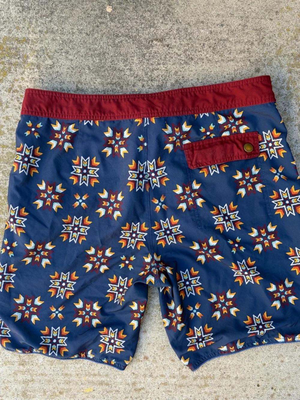 Men's Roark Board Shorts Multicolor Geometric 34 Aztec Southwest Beach Surf Swim